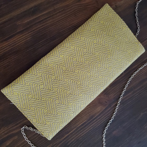 Yellow clutch - Picture 6 of 6